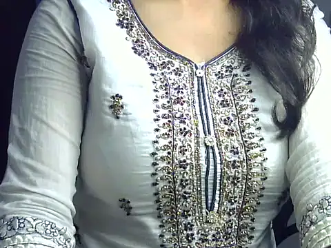 Snapshot of SiaraSiyA chatting on 07-15-26, 06:02 SiaraSiyA online show from 07-15-26, 06:02