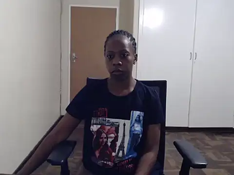 QUEENMANDYY online show from 01-13-26, 02:17