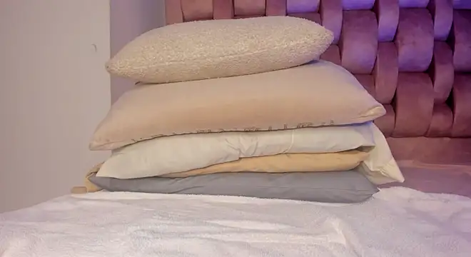 Snapshot of swt-booty chatting on 03-04-25, 08:38 swt-booty online show from 03-04-25, 08:38