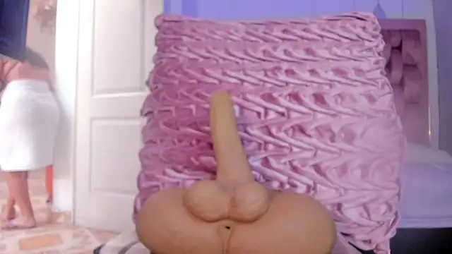 Snapshot of swt-booty chatting on 03-19-25, 08:22 swt-booty online show from 03-19-25, 08:22