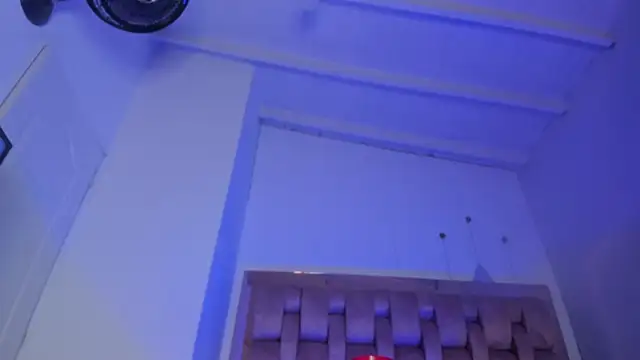 Snapshot of swt-booty chatting on 03-19-25, 11:25 swt-booty online show from 03-19-25, 11:25