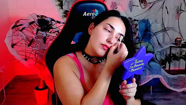 CeceliaJohnson online show from 10-29-25, 08:05