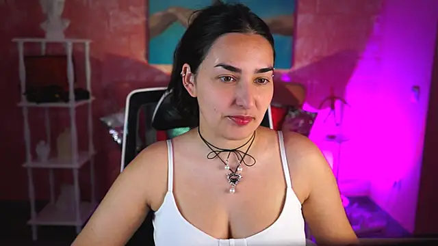 CeceliaJohnson online show from 05-28-26, 06:00