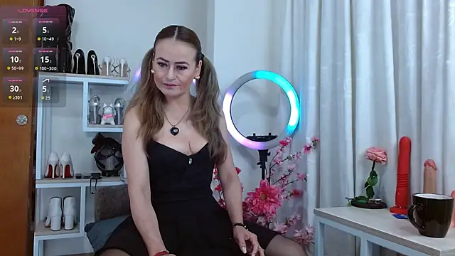 magenta maturr online show from 09-14-25, 01:32