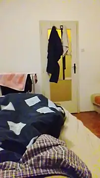 Snapshot of bbcgaint55 chatting on 10-31-25, 09:10 bbcgaint55 online show from 10-31-25, 09:10