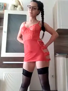 baby sweet girl  online show from 06-11-26, 03:21