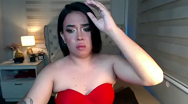 Snapshot of RebecaNextToYou chatting on 02-16-25, 09:05 RebecaNextToYou online show from 02-16-25, 09:05