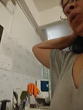 Susannemilf online show from 03-23-26, 03:43