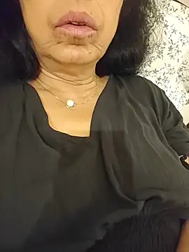 Susannemilf online show from 03-26-26, 04:51