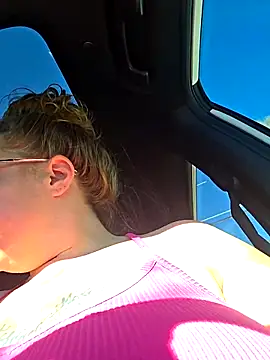 julimonroe online show from 03-05-25, 04:13