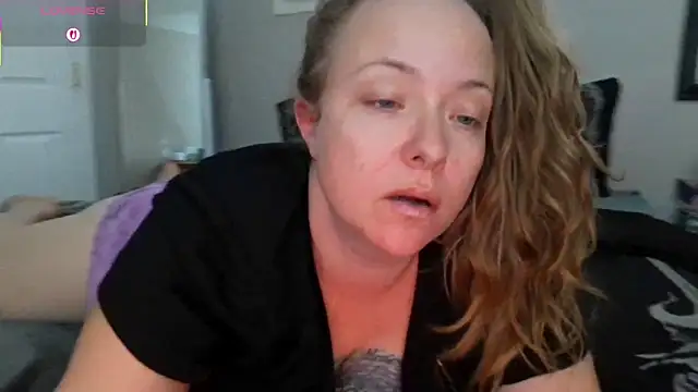 julimonroe online show from 11-16-25, 11:10