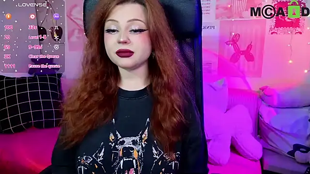 StellaMilla online show from 07-18-26, 11:30