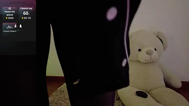 Snapshot of Lia_Tinez chatting on 11-03-25, 11:37 Lia Tinez online show from 11-03-25, 11:37