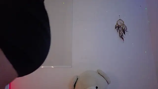 Snapshot of Lia_Tinez chatting on 11-04-25, 11:15 Lia Tinez online show from 11-04-25, 11:15