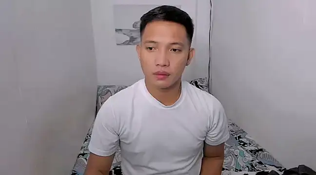 Snapshot of xSebastian19 chatting on 02-10-25, 05:30 xSebastian19 online show from 02-10-25, 05:30