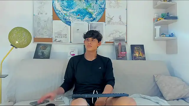 Snapshot of logan_thomas chatting on 03-03-26, 06:14 logan thomas online show from 03-03-26, 06:14