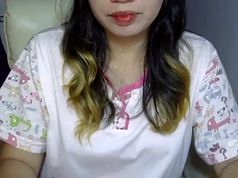    zurIII09  online show from 10-09-25, 08:45