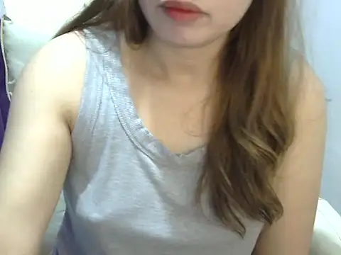    zurIII09  online show from 02-18-26, 08:10