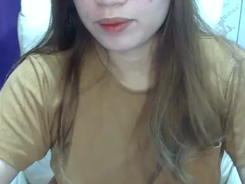    zurIII09  online show from 05-16-26, 07:34