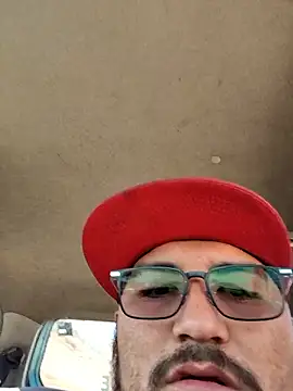 Snapshot of Chiquitopapa69 chatting on 01-16-26, 06:12 Chiquitopapa69 online show from 01-16-26, 06:12