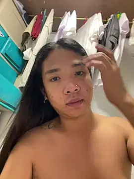 Snapshot of Valentinasbody chatting on 12-06-24, 01:22 Valentinasbody online show from 12-06-24, 01:22