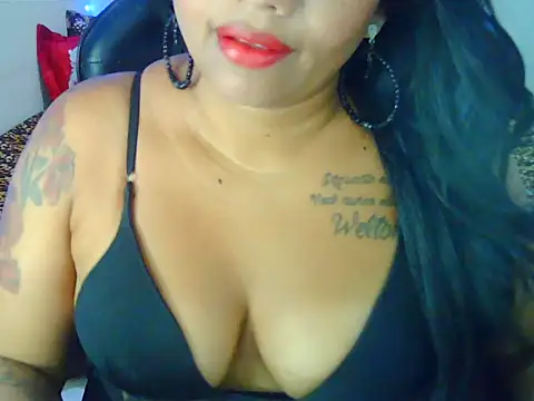 Snapshot of Samyrabely chatting on 02-10-26, 06:12 Samyrabely online show from 02-10-26, 06:12