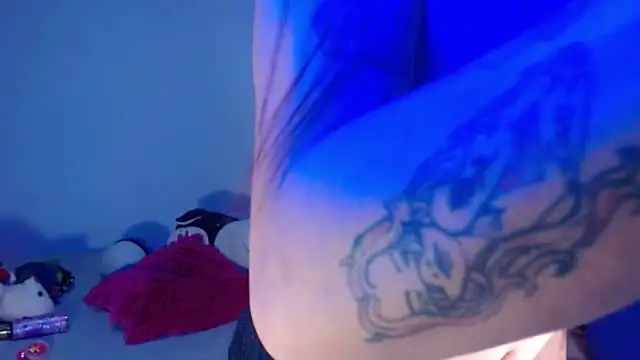 Snapshot of Pamelanicole chatting on 10-09-25, 10:41 Pamelanicole online show from 10-09-25, 10:41