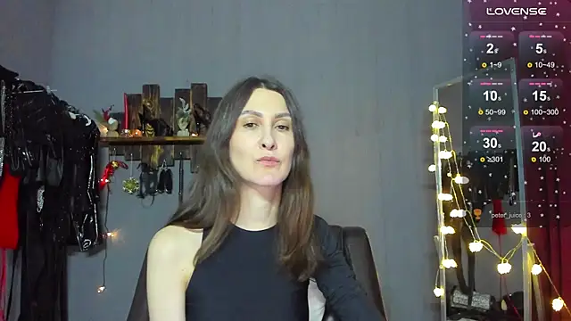 Snapshot of Mistress_Pamela chatting on 12-22-24, 07:11 Mistress Pamela online show from 12-22-24, 07:11
