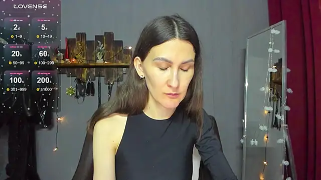 Snapshot of Mistress_Pamela chatting on 12-27-24, 07:08 Mistress Pamela online show from 12-27-24, 07:08