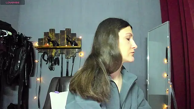 Snapshot of Mistress_Pamela chatting on 02-02-25, 05:53 Mistress Pamela online show from 02-02-25, 05:53