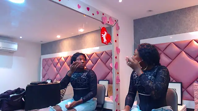 DanielaDuff online show from 11-09-25, 07:56