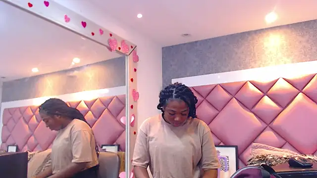 DanielaDuff online show from 02-18-26, 07:32