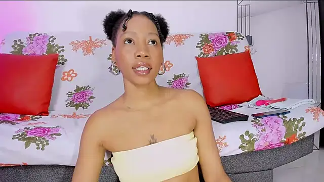 Sweetcocoa- online show from 12-05-24, 10:44