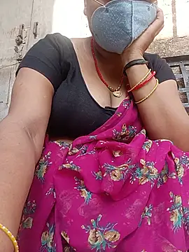 Snapshot of Lattika-Bhabhi chatting on 06-02-26, 11:23 Lattika-Bhabhi online show from 06-02-26, 11:23