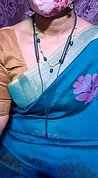 Snapshot of XBHUUME chatting on 03-19-25, 04:55 XBHUUME online show from 03-19-25, 04:55