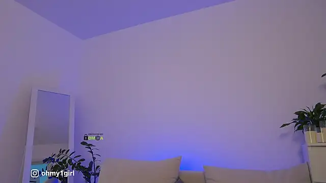 Fallinlove1 online show from 11-21-25, 12:37