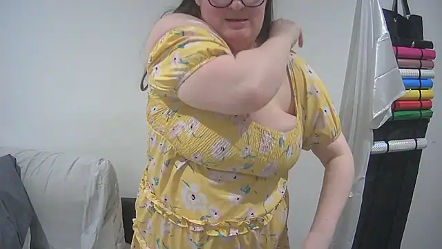 Snapshot of Rebecca_Summer chatting on 12-27-24, 09:43 Rebecca Summer online show from 12-27-24, 09:43