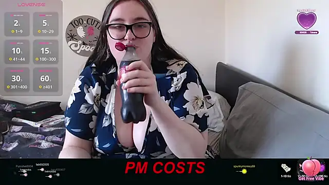 Snapshot of Rebecca_Summer chatting on 09-18-25, 03:47 Rebecca Summer online show from 09-18-25, 03:47