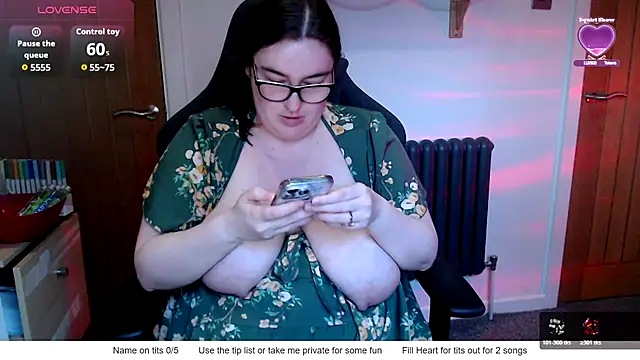 Rebecca Summer online show from 03-04-26, 06:52