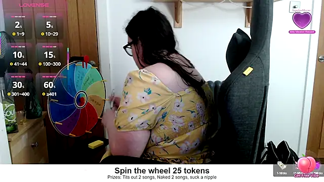 Rebecca Summer online show from 05-18-26, 06:03