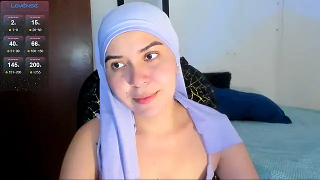 MatchedEyebrow online show from 04-22-26, 08:54