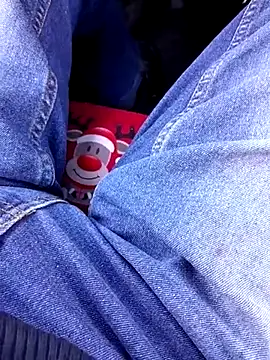 feet toes online show from 03-08-25, 11:16