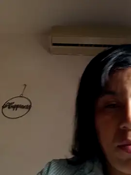 Snapshot of Molly_newman6 chatting on 09-22-25, 01:24 Molly newman6 online show from 09-22-25, 01:24