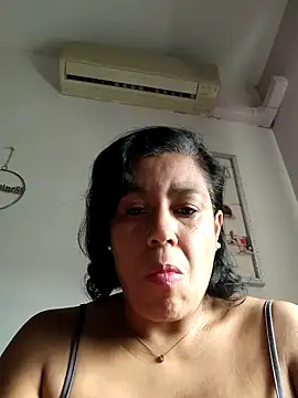 Snapshot of Molly_newman6 chatting on 09-29-25, 05:07 Molly newman6 online show from 09-29-25, 05:07