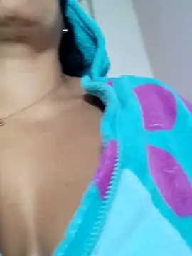 Molly newman6 online show from 11-16-25, 05:13