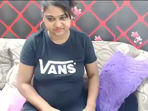 indian glitter online show from 03-05-25, 06:01