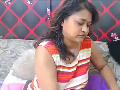 indian glitter online show from 03-08-25, 08:22