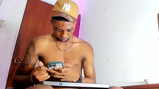 YeremiBrowm online show from 01-23-25, 12:04