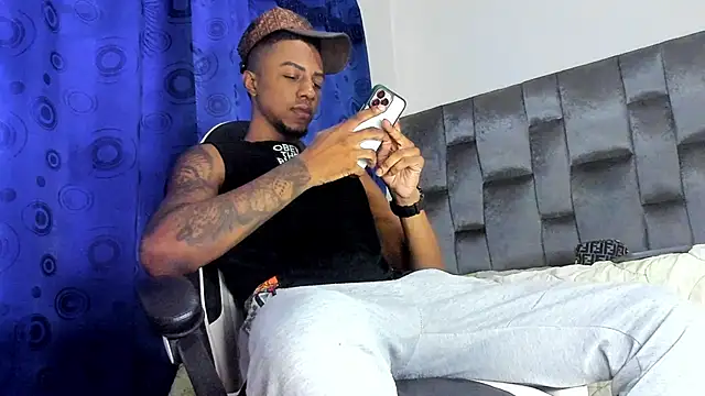 YeremiBrowm online show from 02-06-25, 08:13