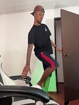 YeremiBrowm online show from 03-21-25, 03:57